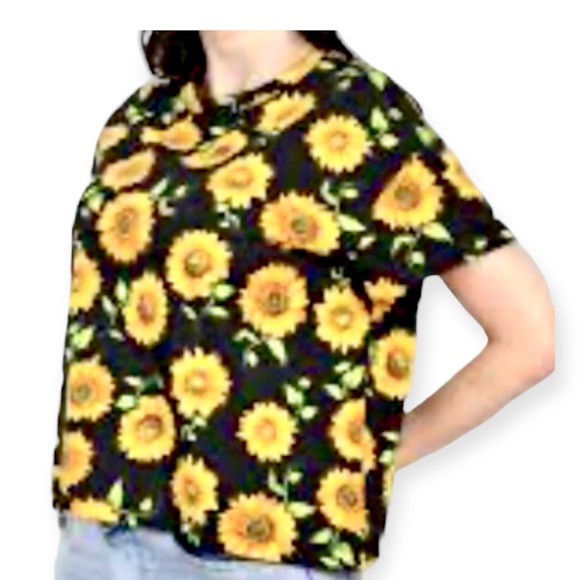 Zara Floral Daisy Print Oversized Tee Size Small NWT - Picture 5 of 9